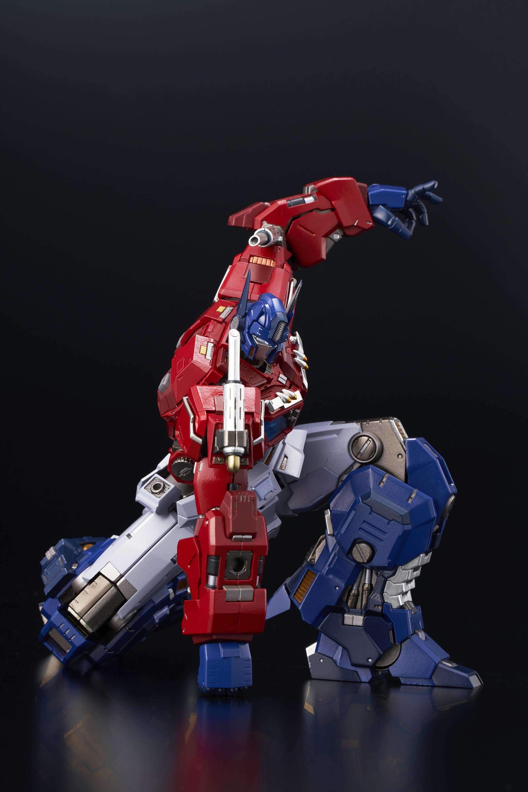#05 Optimus Prime "Transformers", Flame Toys Kuro Kara Kuri - Image 11