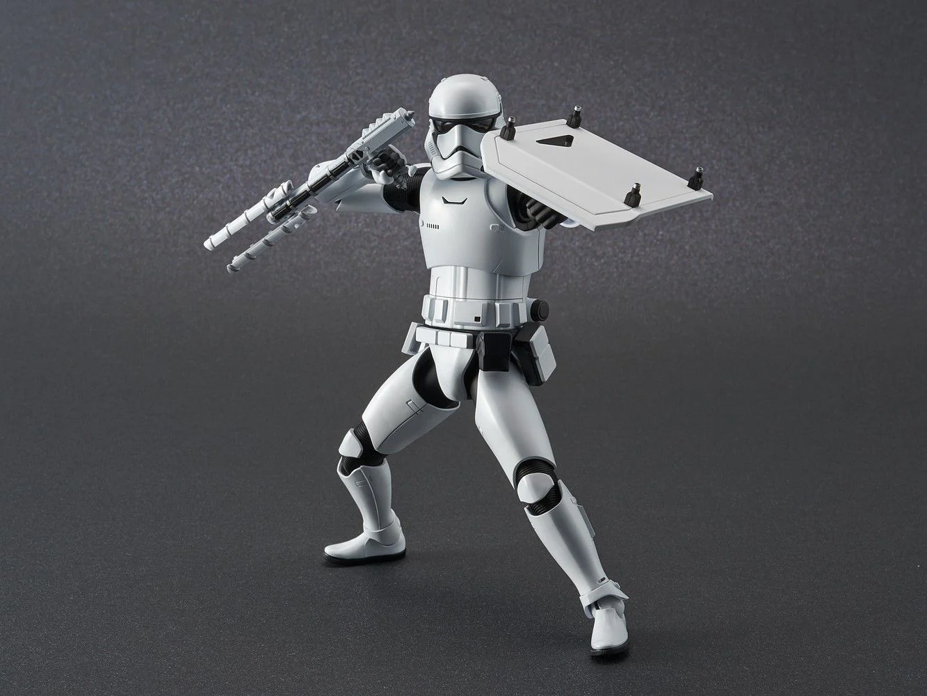 1/12 FIRST ORDER STORMTROOPER (THE RISE OF SKYWALKER VER.) - Image 4