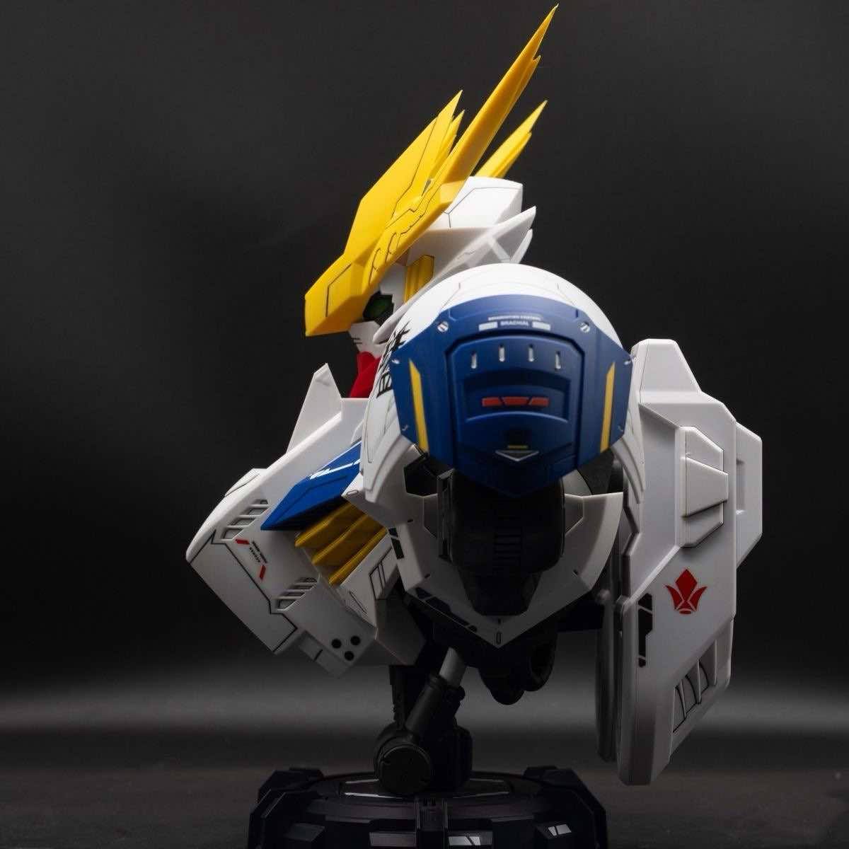 1/35 Barbatos Gundam Bust Model Kit - Image 4