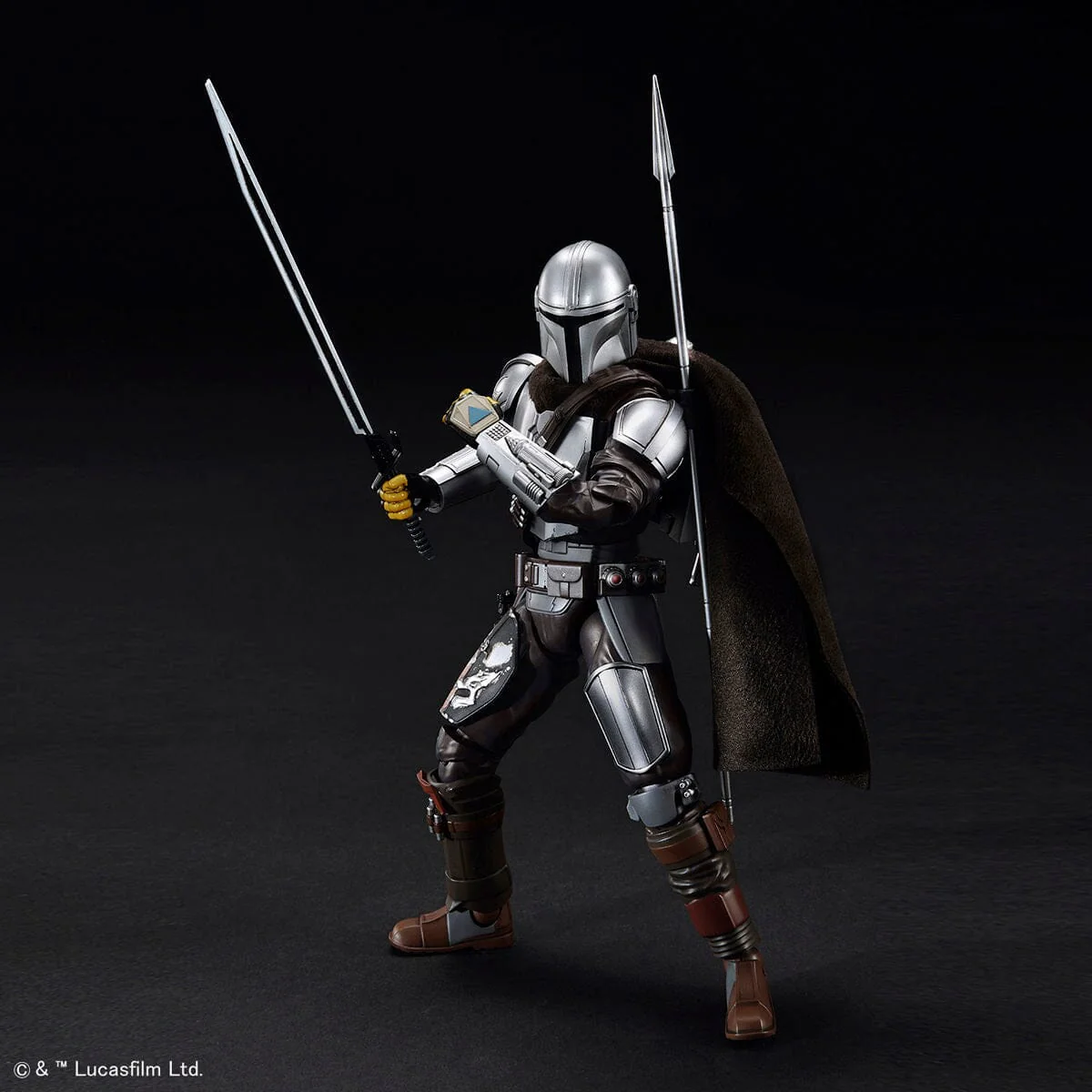 The Mandalorian Beskar Armor (Silver Coating Ver.) 1/12 Scale Model Kit - Image 5