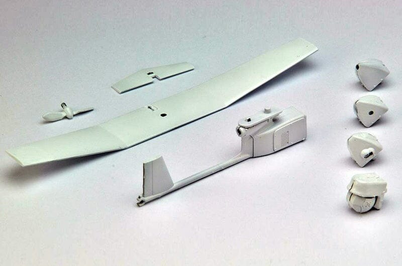 TomyTec Little Armory 1/12 LD032 UAV with Equipment and Materials - Image 5