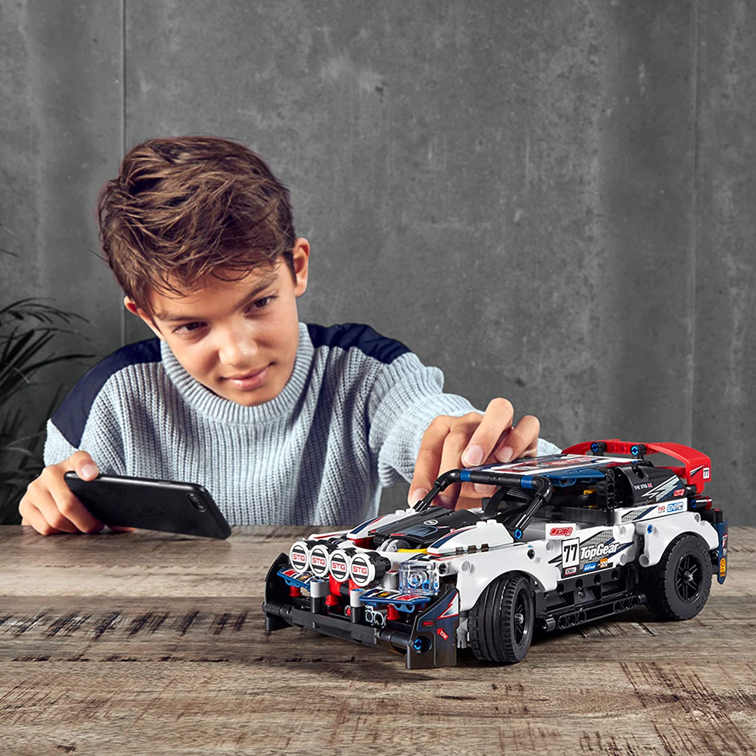 42109 App-Controlled Top Gear Rally Car - Image 4