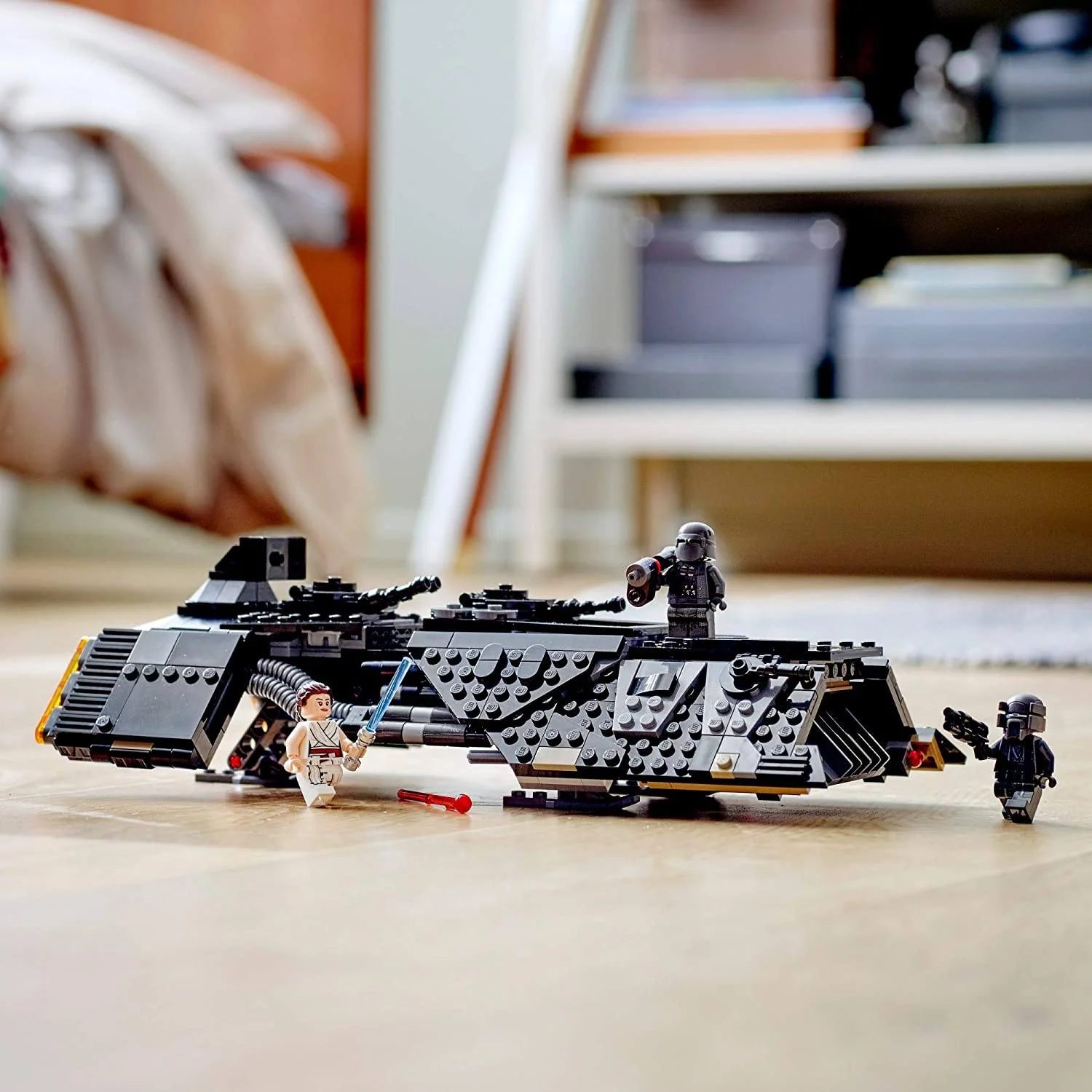 75284 Knights of Ren Transport Ship - Image 4