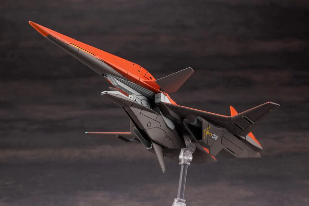 Ace Combat 7 Skies Unknown ADF-01 1/144 Model Kit - Image 13