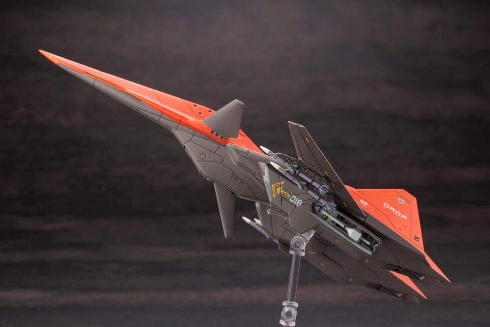 Ace Combat 7 Skies Unknown ADF-01 1/144 Model Kit - Image 14