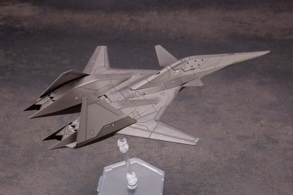 Ace Combat 7 Skies Unknown ADF-01 (Modeler's Edition) 1/144 Scale Model Kit - Image 10