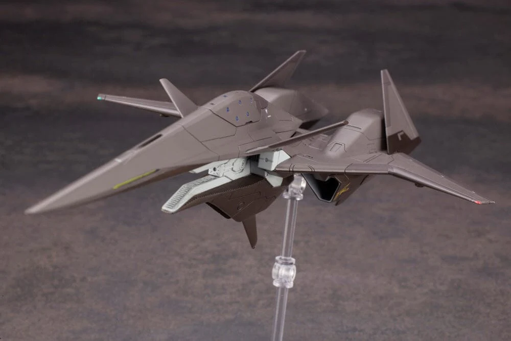 Ace Combat 7 Skies Unknown ADF-01 (Modeler's Edition) 1/144 Scale Model Kit - Image 12