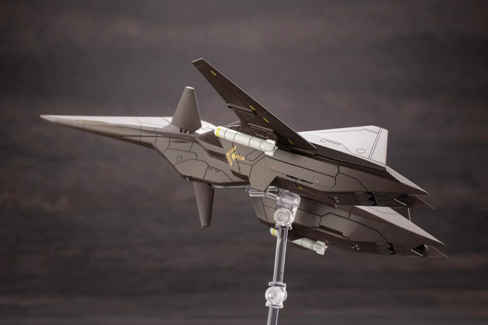 Ace Combat 7 Skies Unknown ADF-01 (Modeler's Edition) 1/144 Scale Model Kit - Image 14