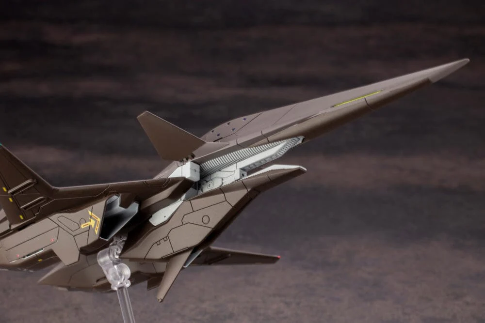 Ace Combat 7 Skies Unknown ADF-01 (Modeler's Edition) 1/144 Scale Model Kit - Image 15