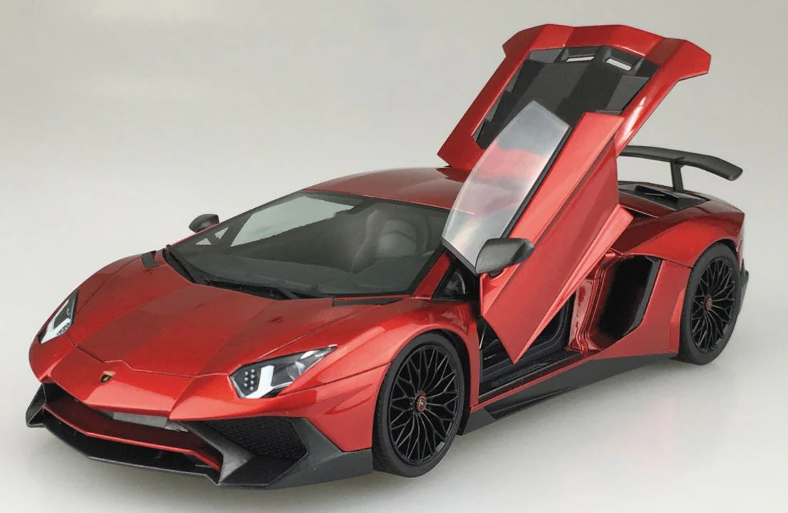 Aoshima 1/24 '15 Lamborghini Aventador SV - Image 4