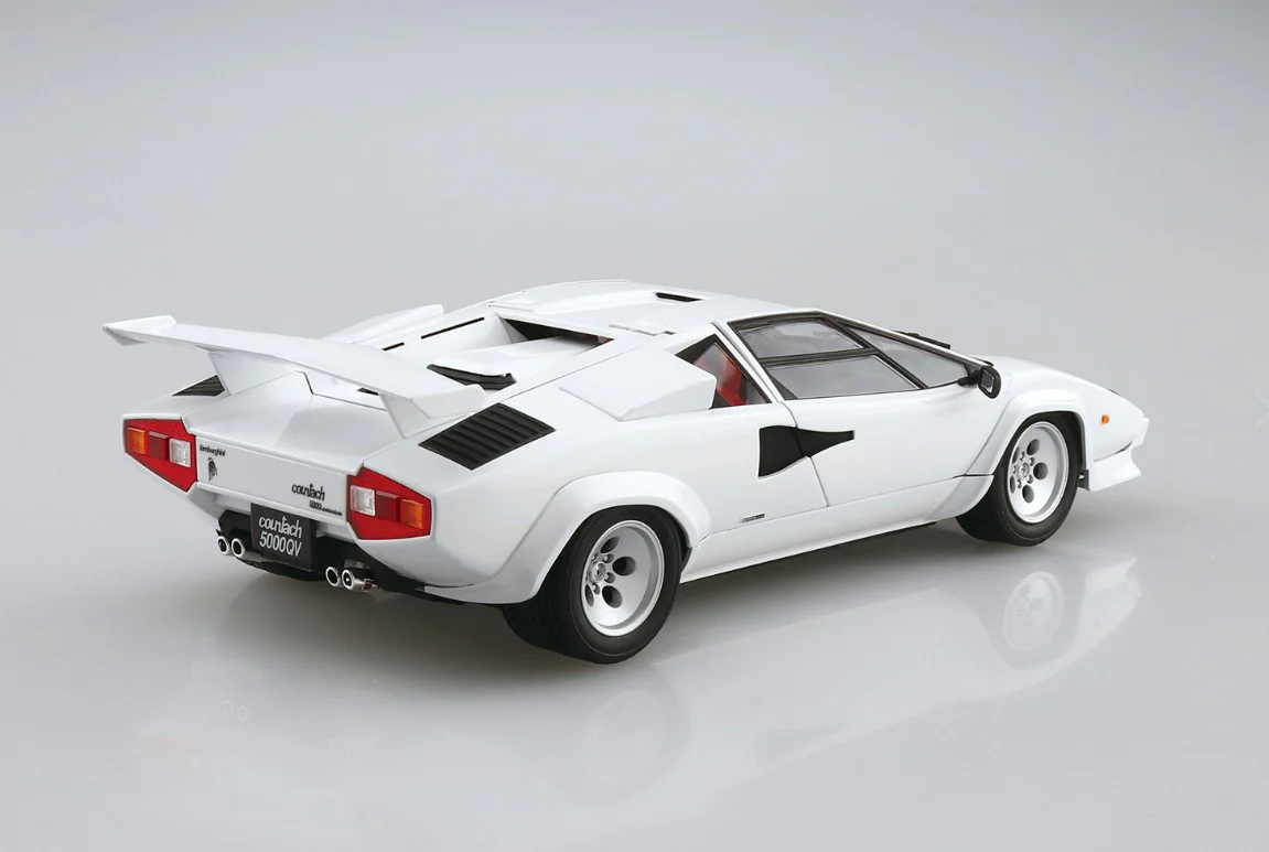 Aoshima 1/24 '85 Lamborghini Countach 5000QV - Image 3
