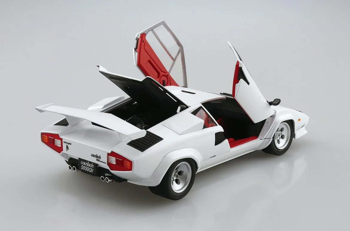 Aoshima 1/24 '85 Lamborghini Countach 5000QV - Image 4