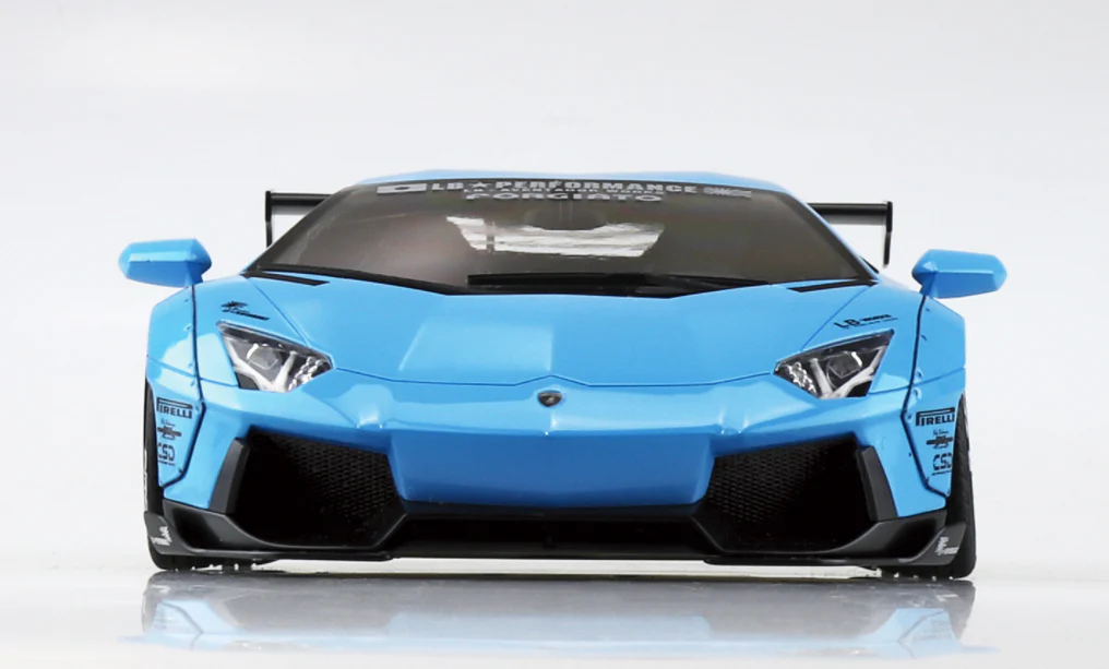 Aoshima 1/24 LB-Works Lamborghini Aventador Ver.1 - Image 6