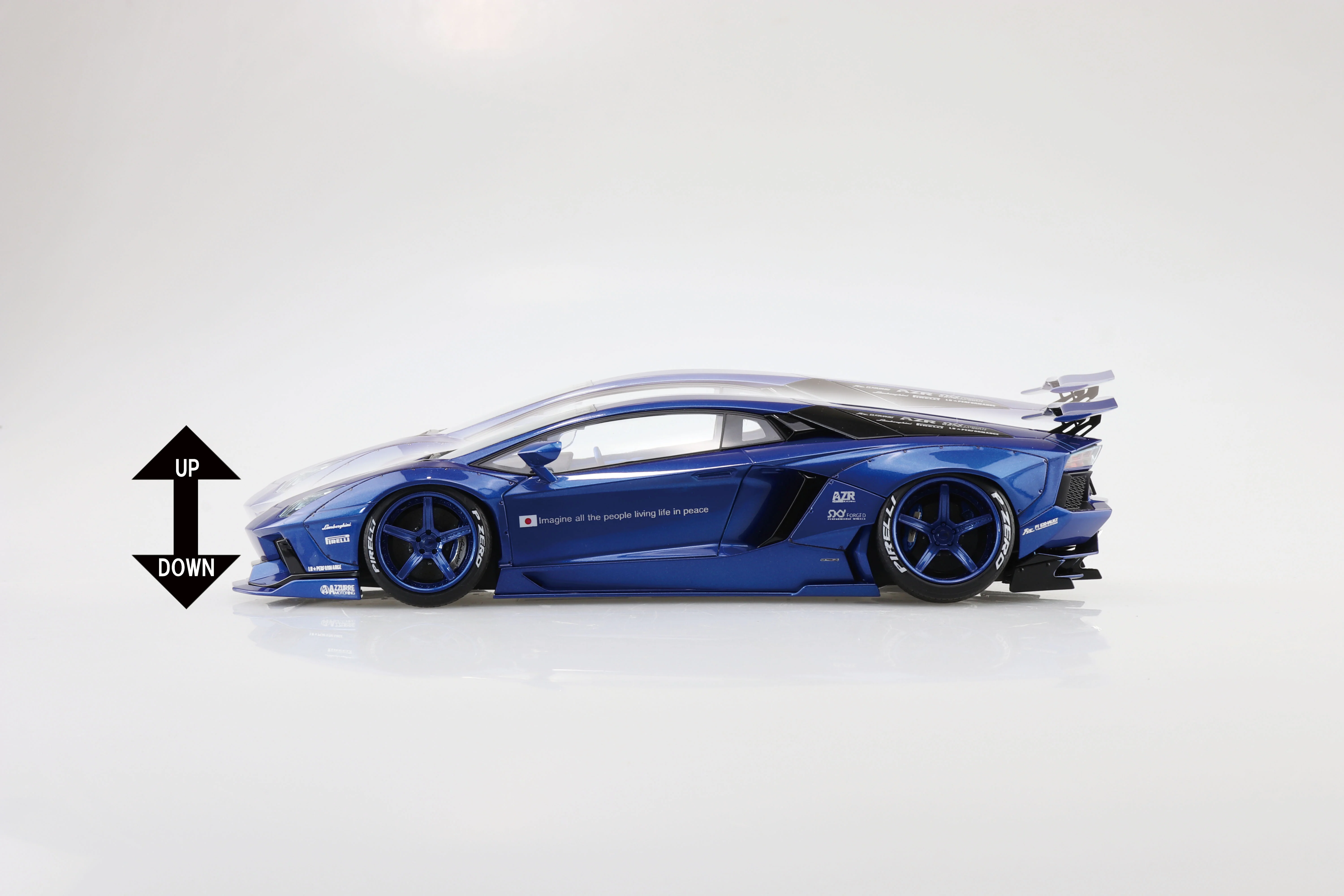Aoshima 1/24 LB-Works Lamborghini Aventador Ver.2 - Image 5