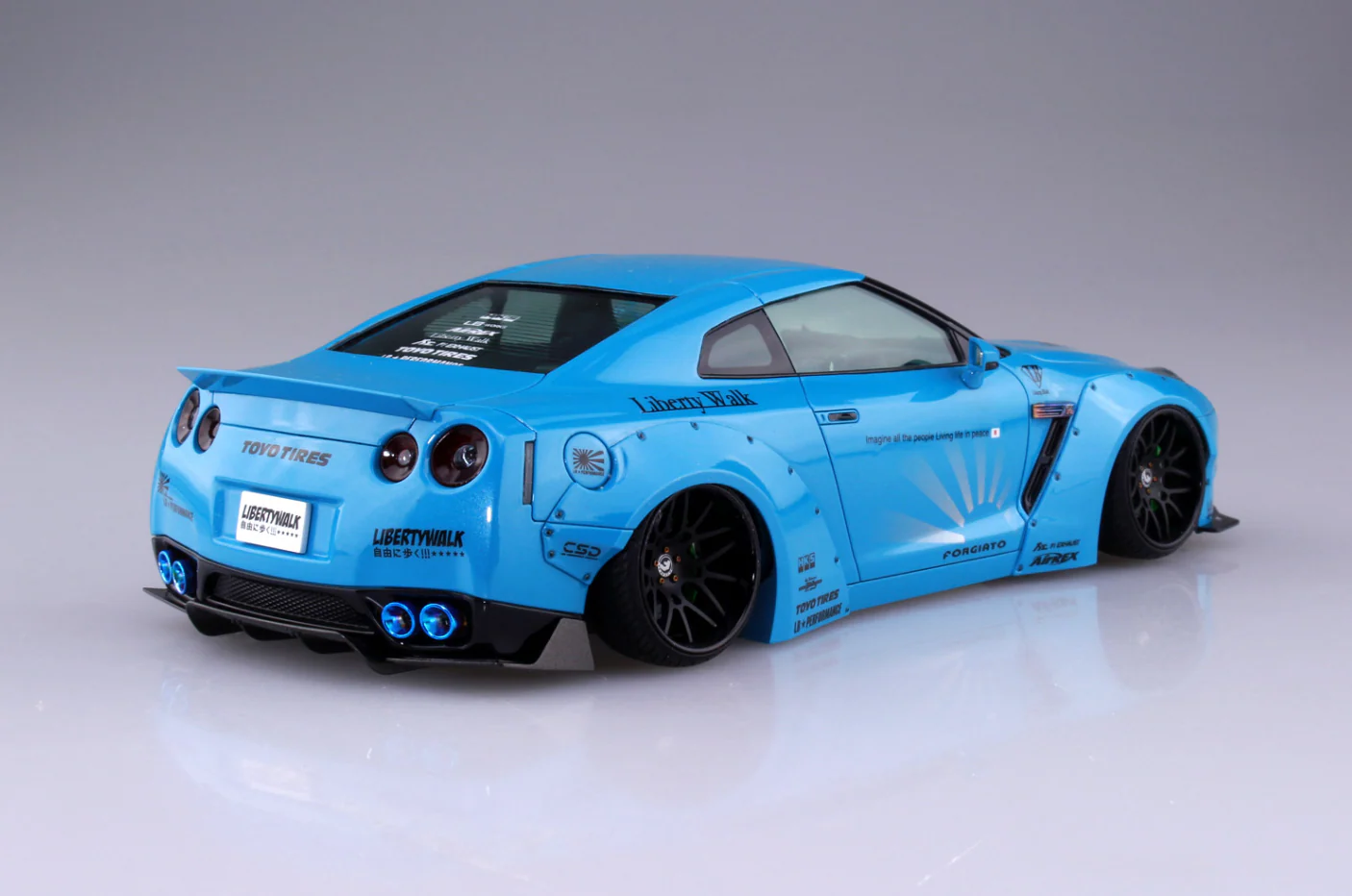 Aoshima 1/24 LB Works R35 GT-R Ver.1 - Image 3