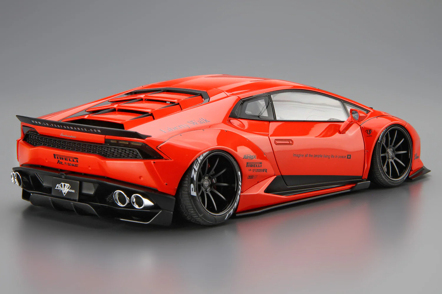 Aoshima 1/24 Liberty Walk LB-Works Lamborghini Huracan Ver. 1 - Image 2