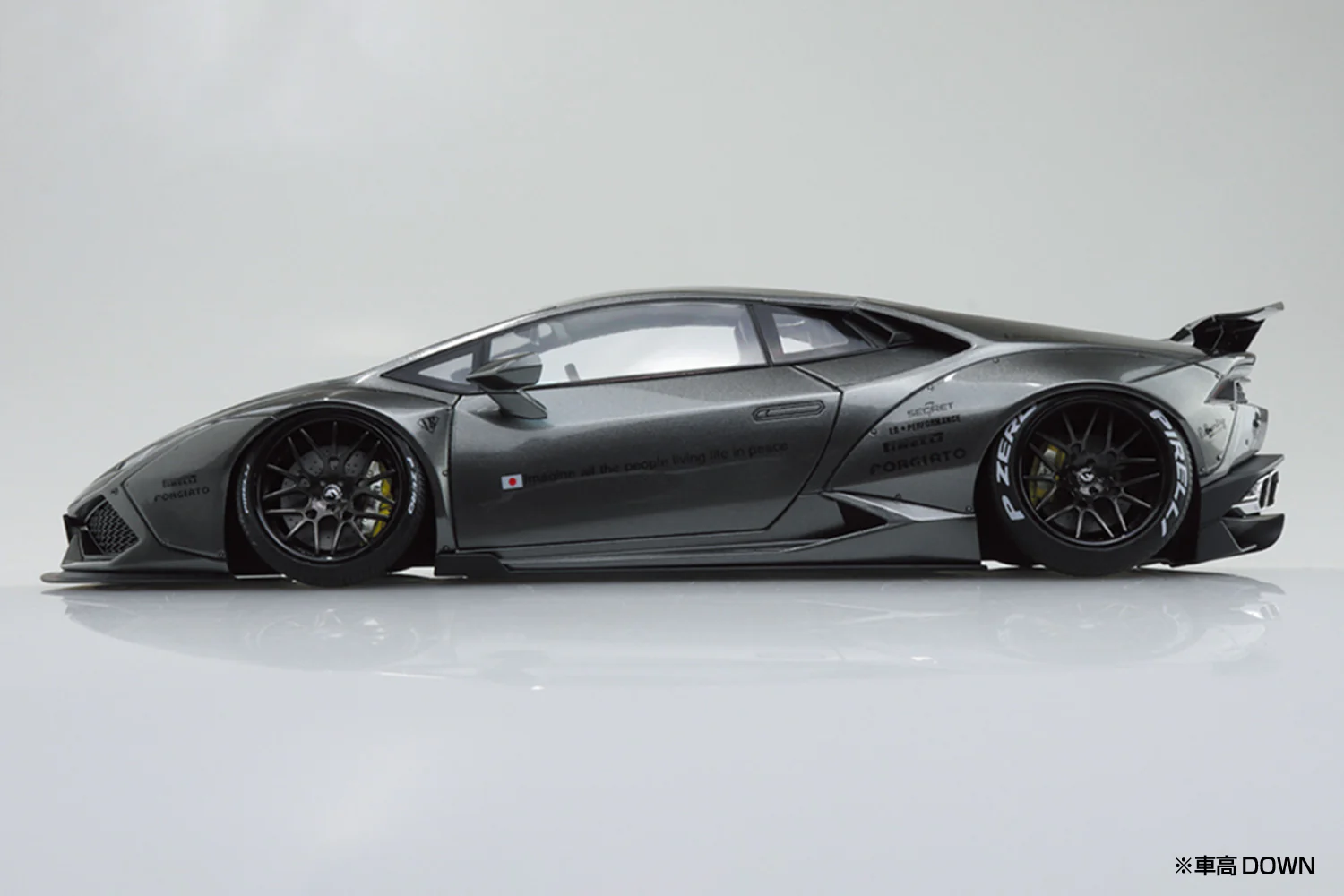 Aoshima 1/24 Liberty Walk LB-Works Lamborghini Huracan Ver.2 - Image 4