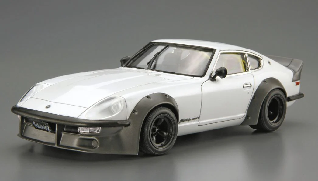 Aoshima 1/24 Nissan S30 Fairlady Z Aero Custom Ver.2'75 - Image 2
