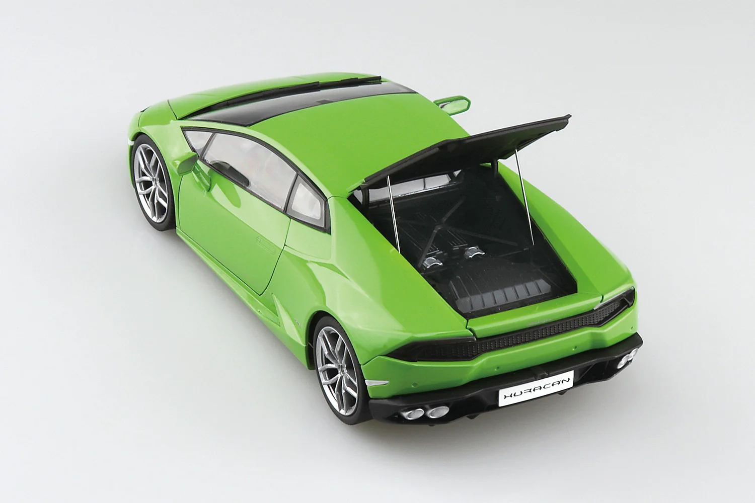 Aoshima 1/24 Pre-Painted '14 Lamborghini Huracan No.4-A Green - Image 3