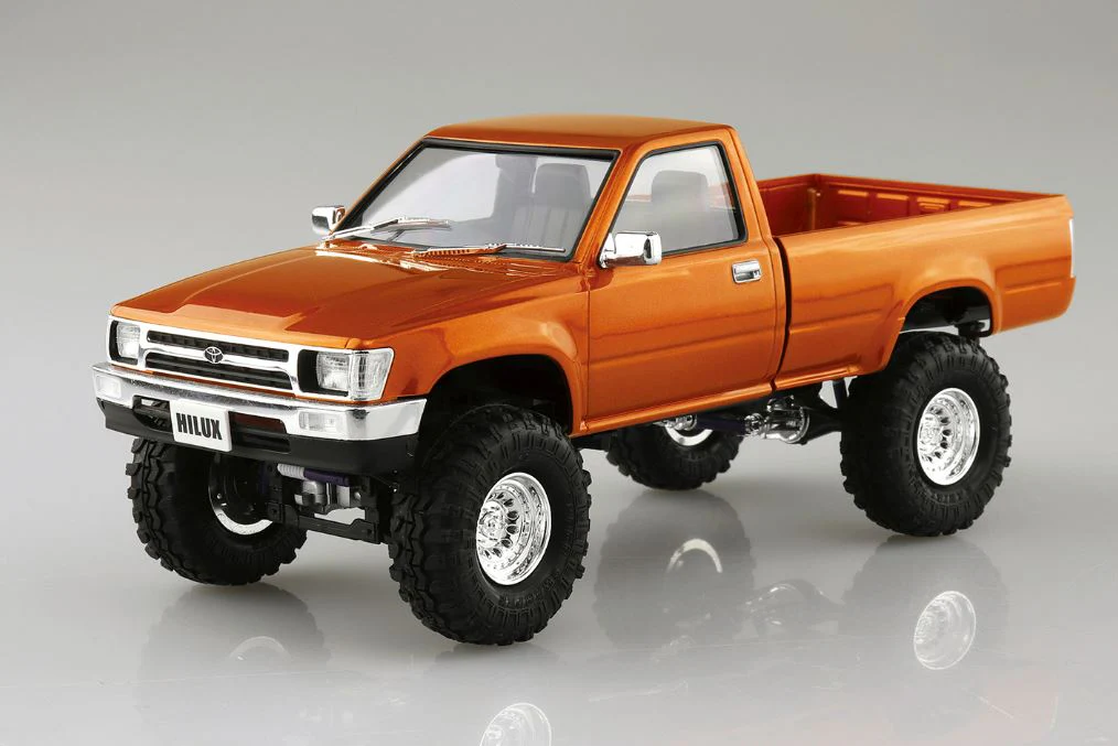 Aoshima 1/24 RN80 Hilux LONGBED LIFTUP '95 Toyota - Image 2