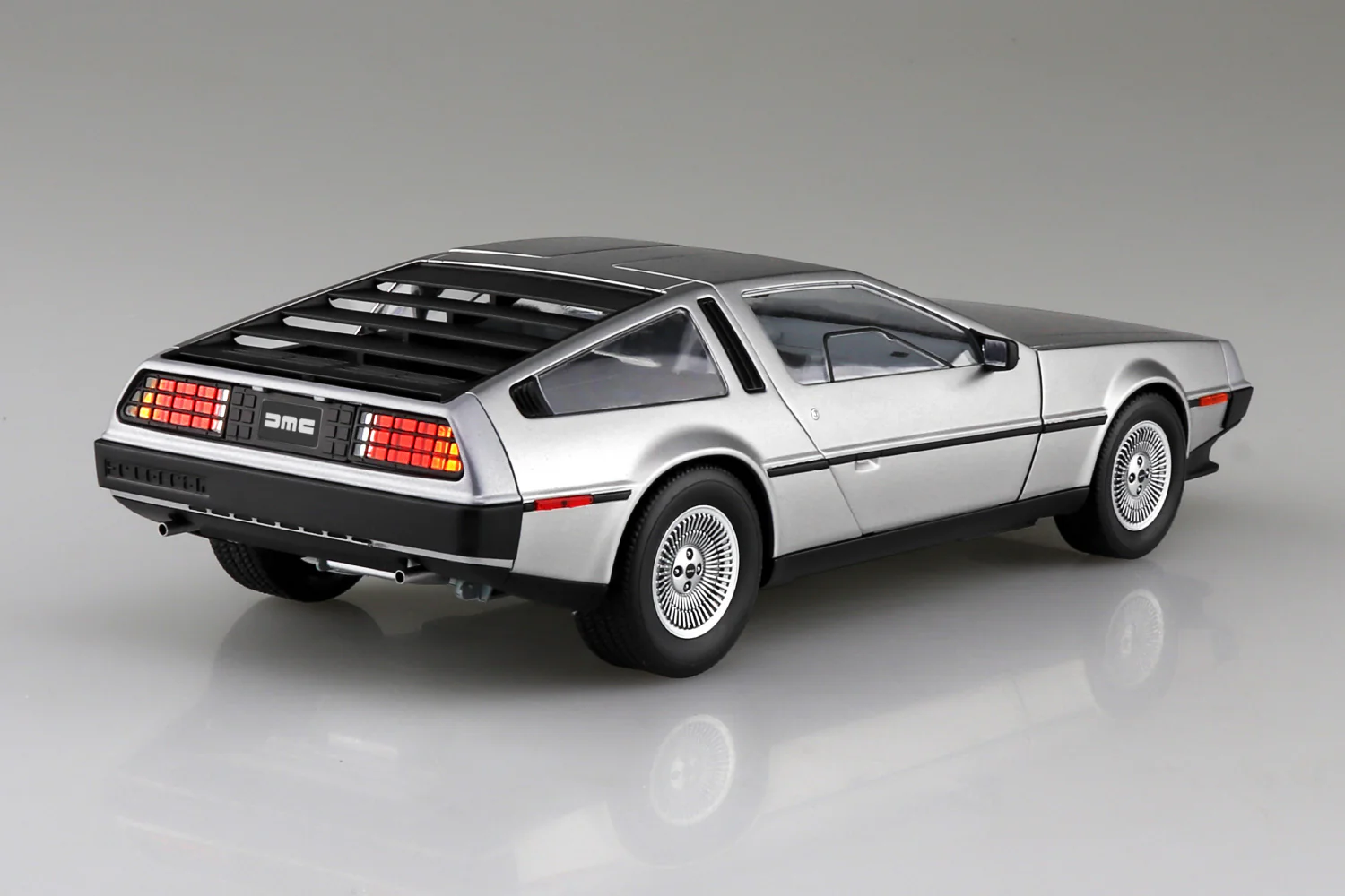 Aoshima 1/24 SUPER CAR No.21 '82 DELOREAN DMC-12 - Image 2