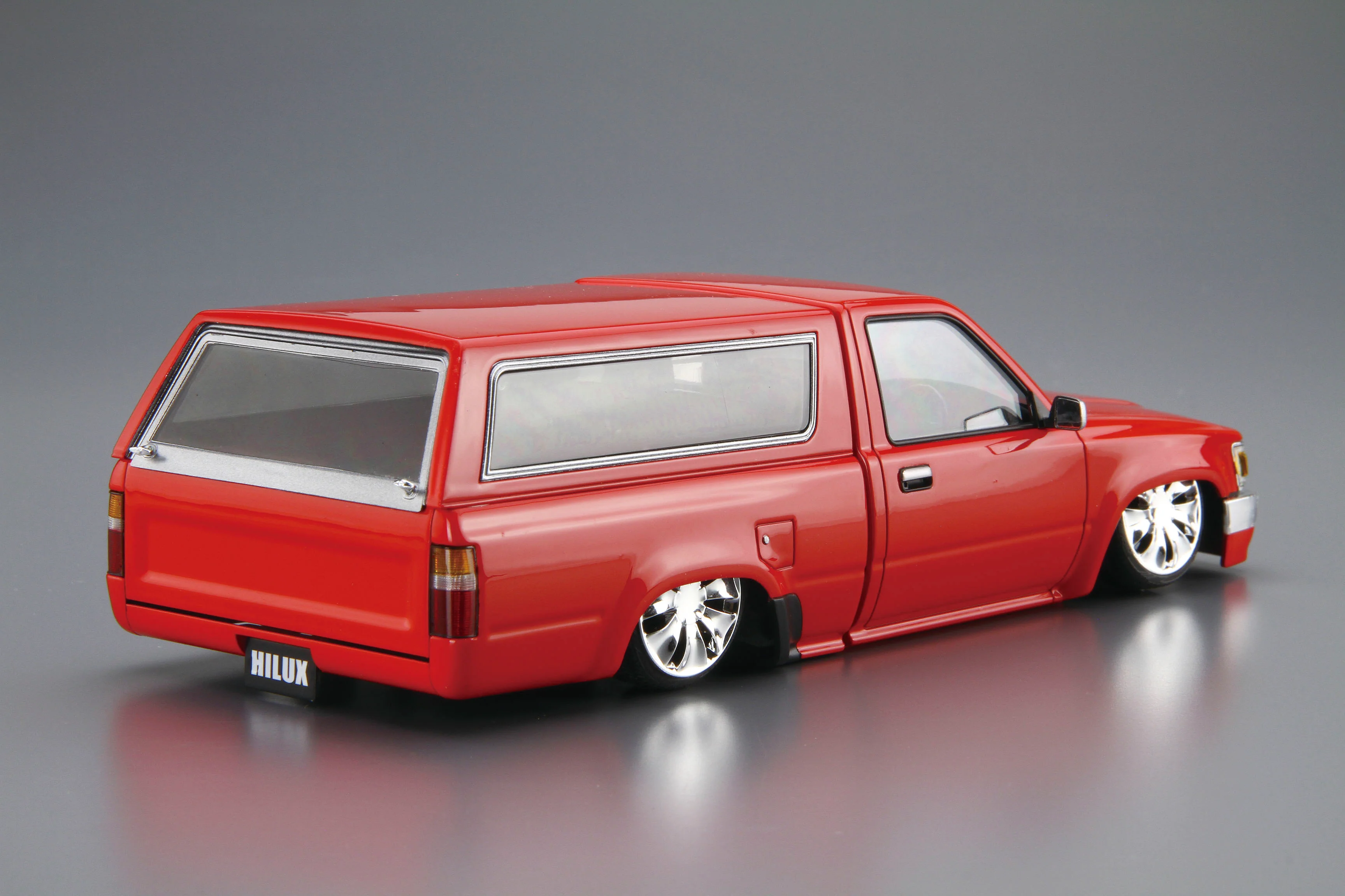 Aoshima 1/24 YN86 Hilux NEW OLD SCHOOL '95 (Toyota) - Image 3
