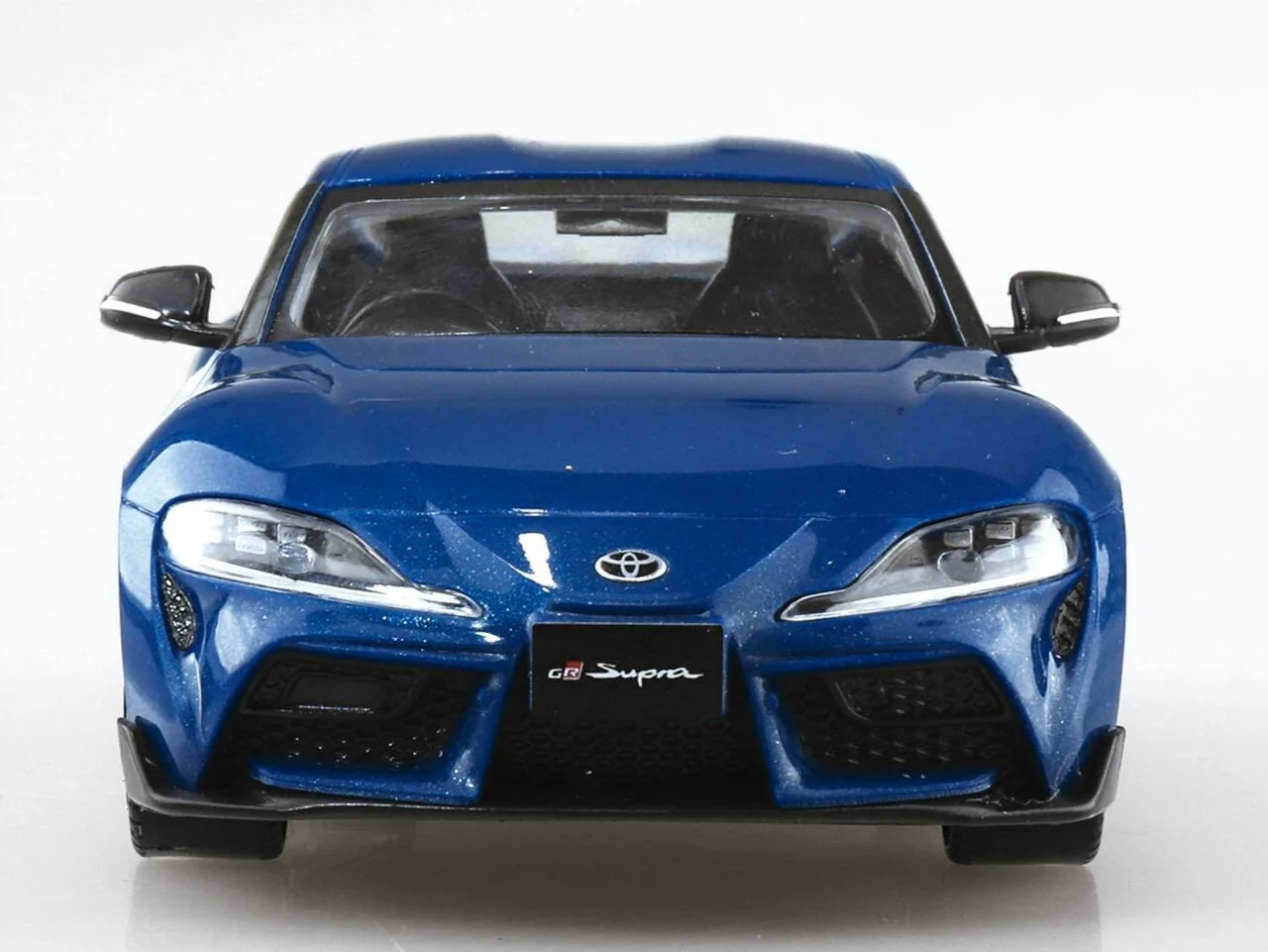 Aoshima 1/32 SNAP KIT #10-E Toyota GR Supra (Deep Blue Metallic) - Image 5