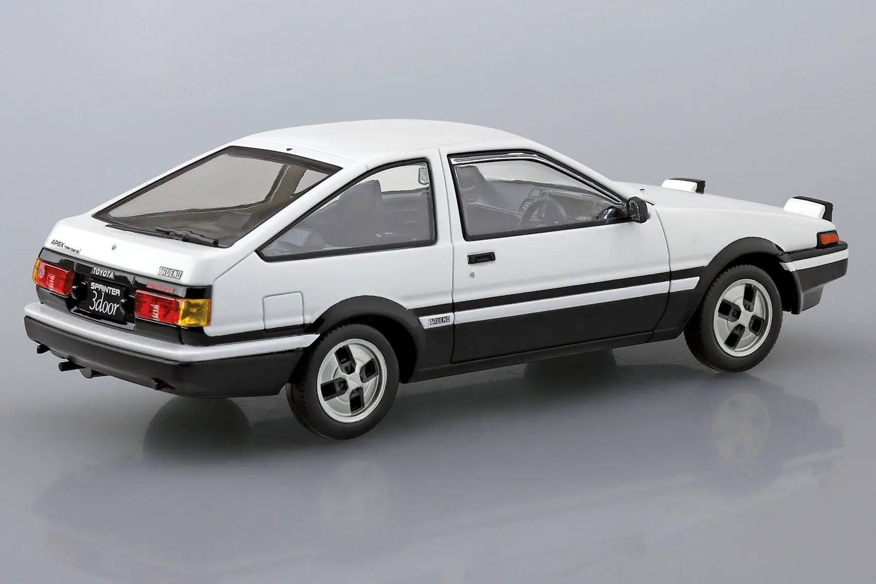Aoshima 1/32 SNAP KIT #11-WB Toyota Sprinter Trueno (High Tech Two Tone) - Image 4