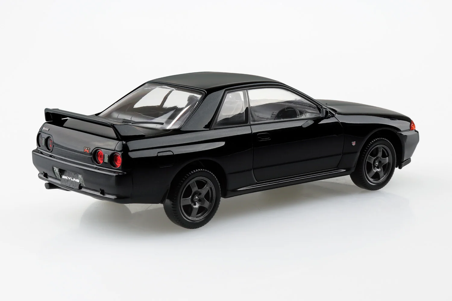 Aoshima 1/32 Snap Kit #14-BP Nissan R32 Skyline GT-R(Black Pearl Metallic) - Image 2