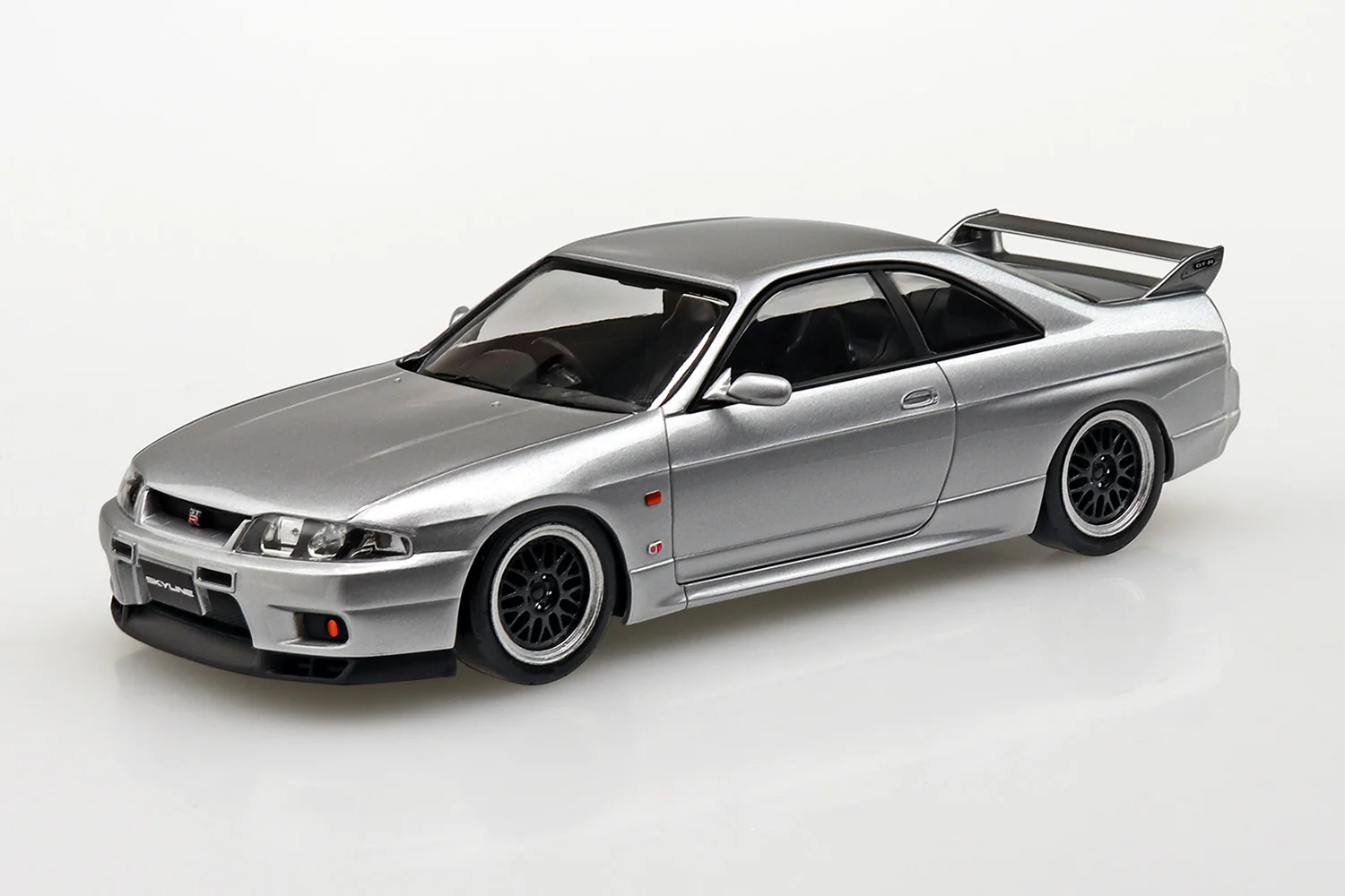 Aoshima 1/32 SNAP KIT #15-SP4 Nissan R33 Skyline GT-R Custom Wheel (Sonic Silver) - Image 2