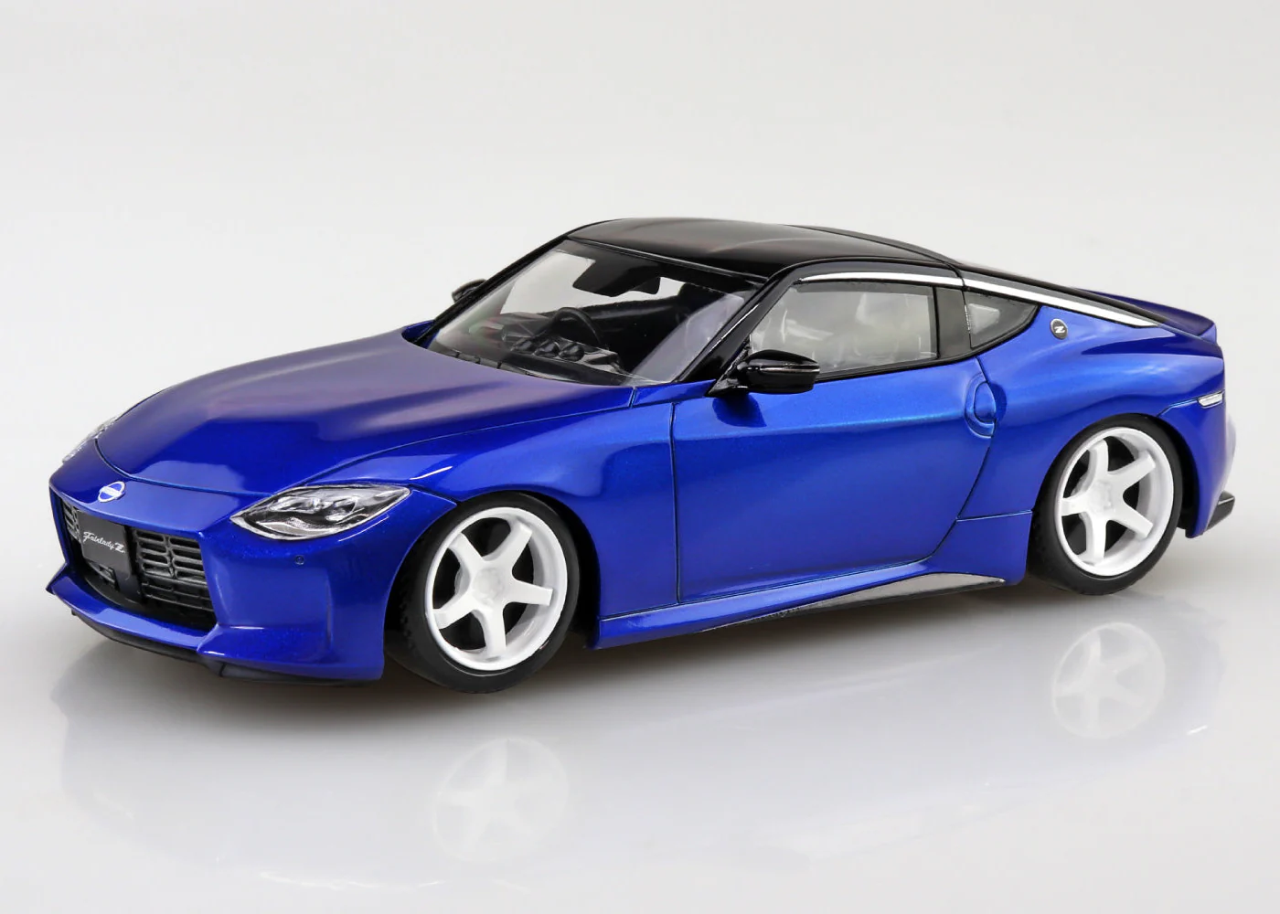 Aoshima 1/32 SNAP KIT #17CU-SB Nissan RZ34 Fairlady Z Custom Wheel(Seiran Blue)