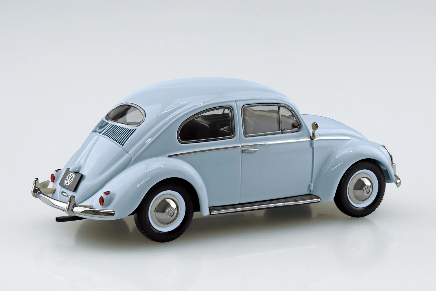 Aoshima 1/32 SNAP KIT #20-HB Volkswagen Beetle (Horizon Blue) - Image 3
