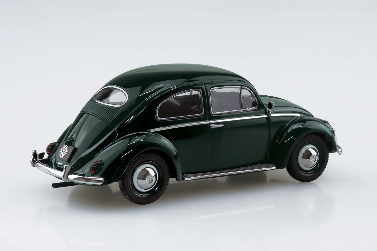Aoshima 1/32 SNAP KIT #20-JG Volkswagen Beetle (Jungle Green) - Image 3