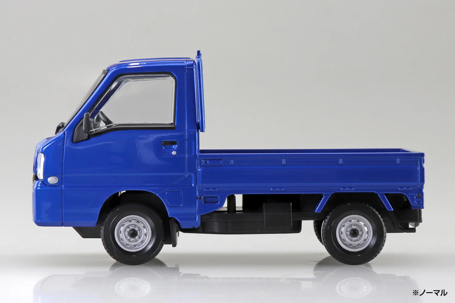 Aoshima 1/32 Snap Kit Subaru Sambar Truck (Wr Blue Limited) - Image 5