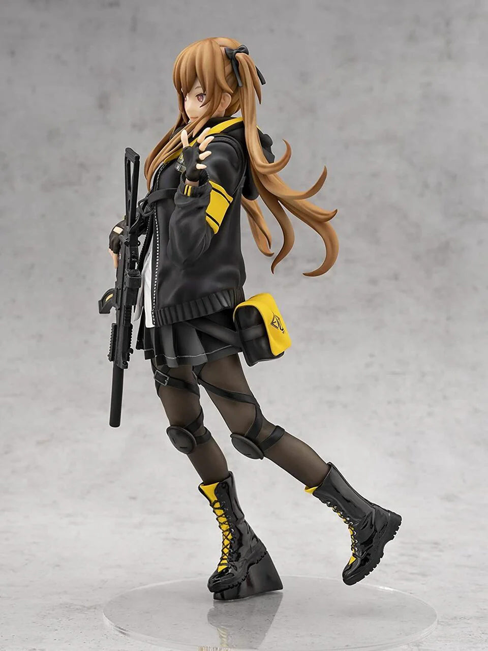 Aoshima 1/7 Dolls Frontline 1/7 Ump9 Overseas Figure Kit - Image 2