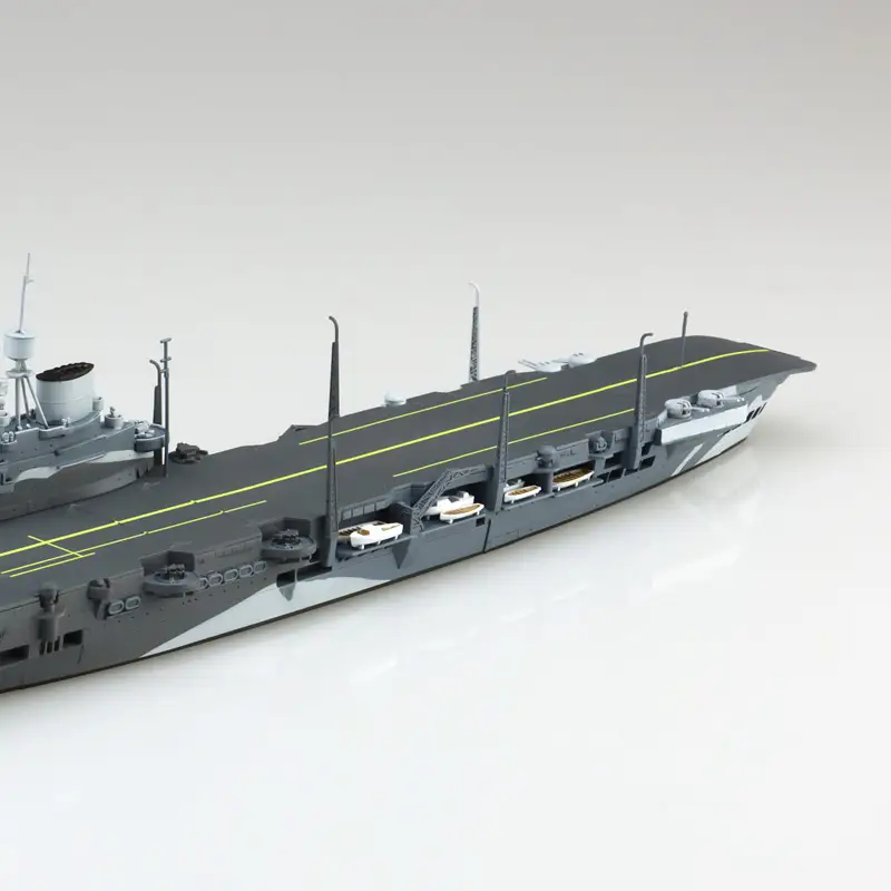 Aoshima 1/700 British Aircraft Carrier HMS ILLUSTRIOUS - Image 5