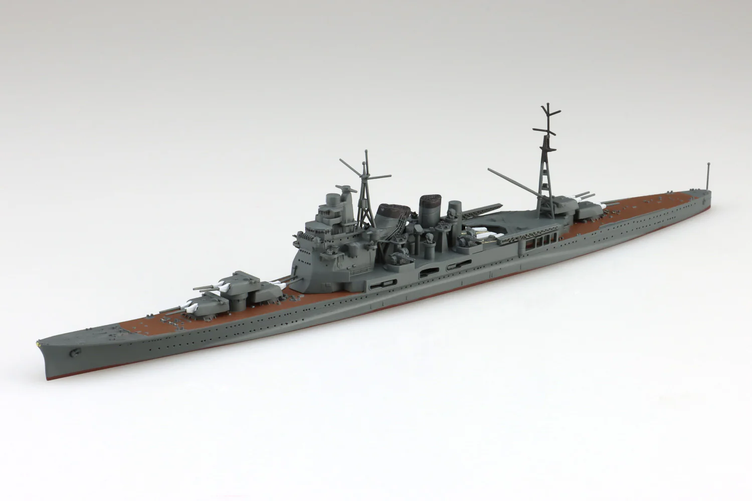 Aoshima 1/700 JAPANESE NAVY HEAVY CRUISER ATAGO - Image 2