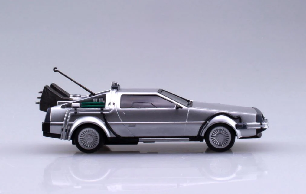 Aoshima Back To The Future 1/43 Pullback DELOREAN from PART I - Image 4