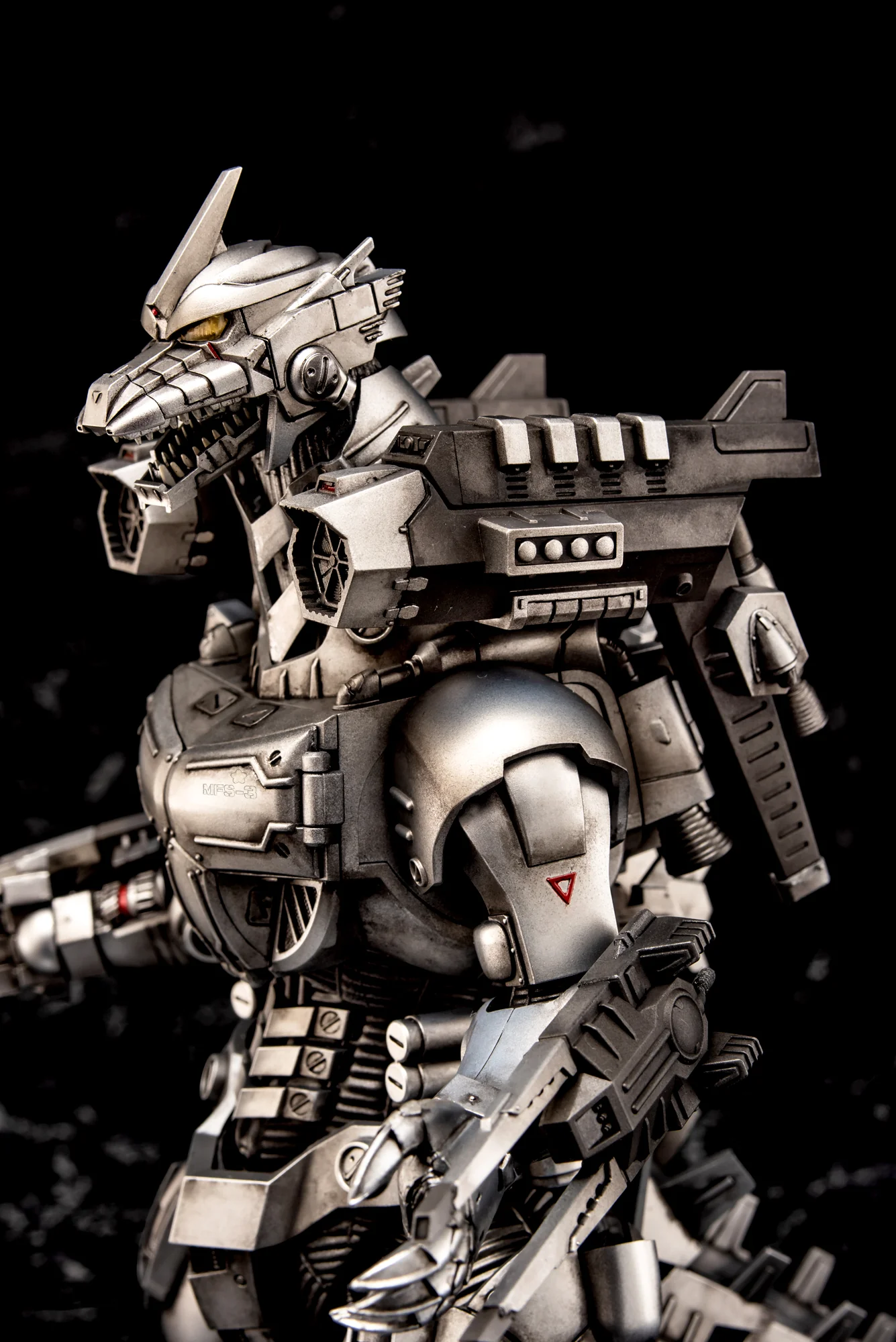 Aoshima Godzilla Tokyo SOS(2003) Multi Purpose-Fighting System Kiryu - Image 10