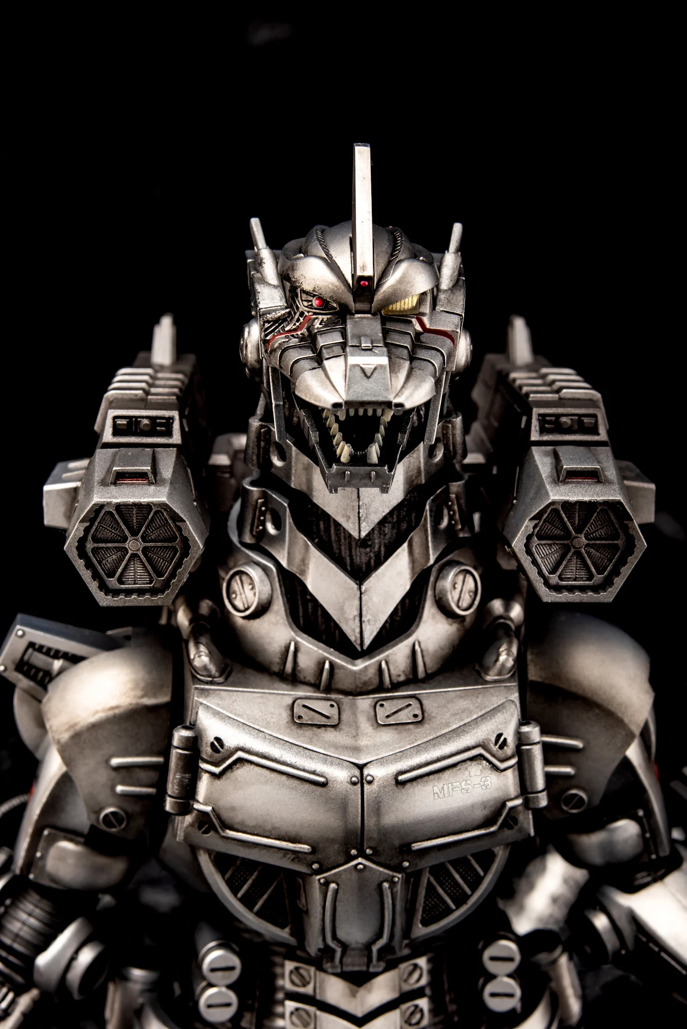 Aoshima Godzilla Tokyo SOS(2003) Multi Purpose-Fighting System Kiryu - Image 13