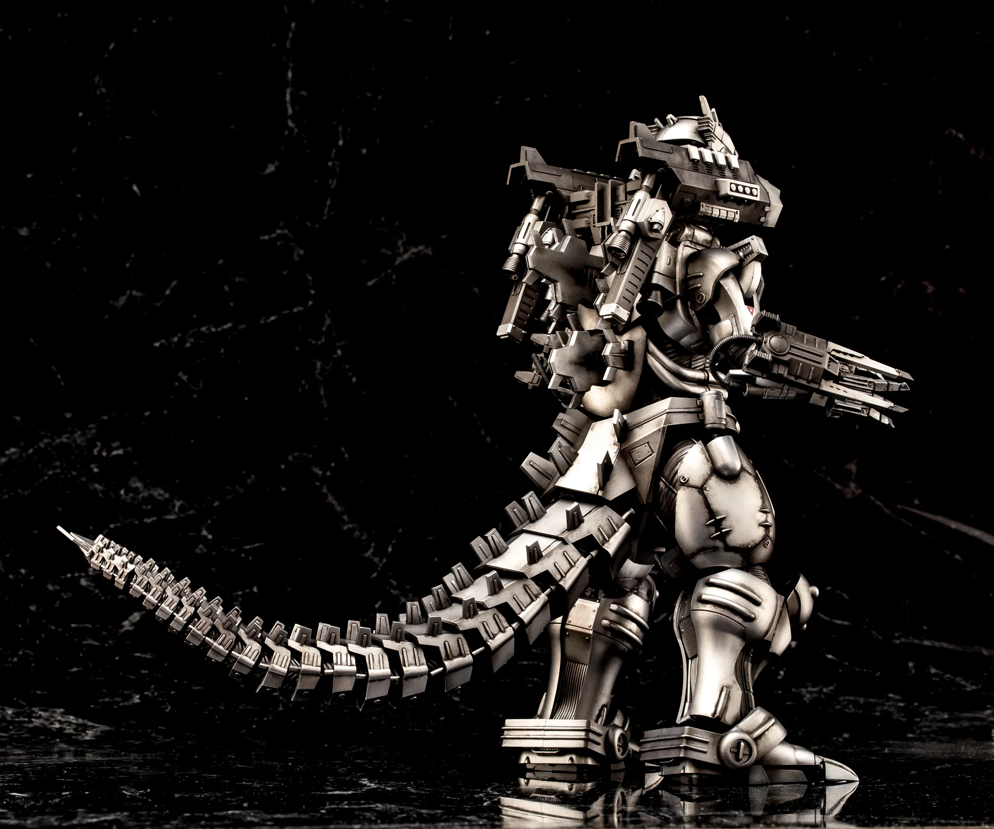Aoshima Godzilla Tokyo SOS(2003) Multi Purpose-Fighting System Kiryu - Image 9