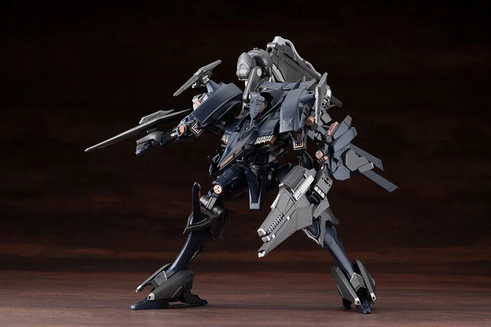 Armored Core 4 Variable Infinity Rayleonard 03-AALIYAH Orlea 1/72 Scale Model Kit - Image 6