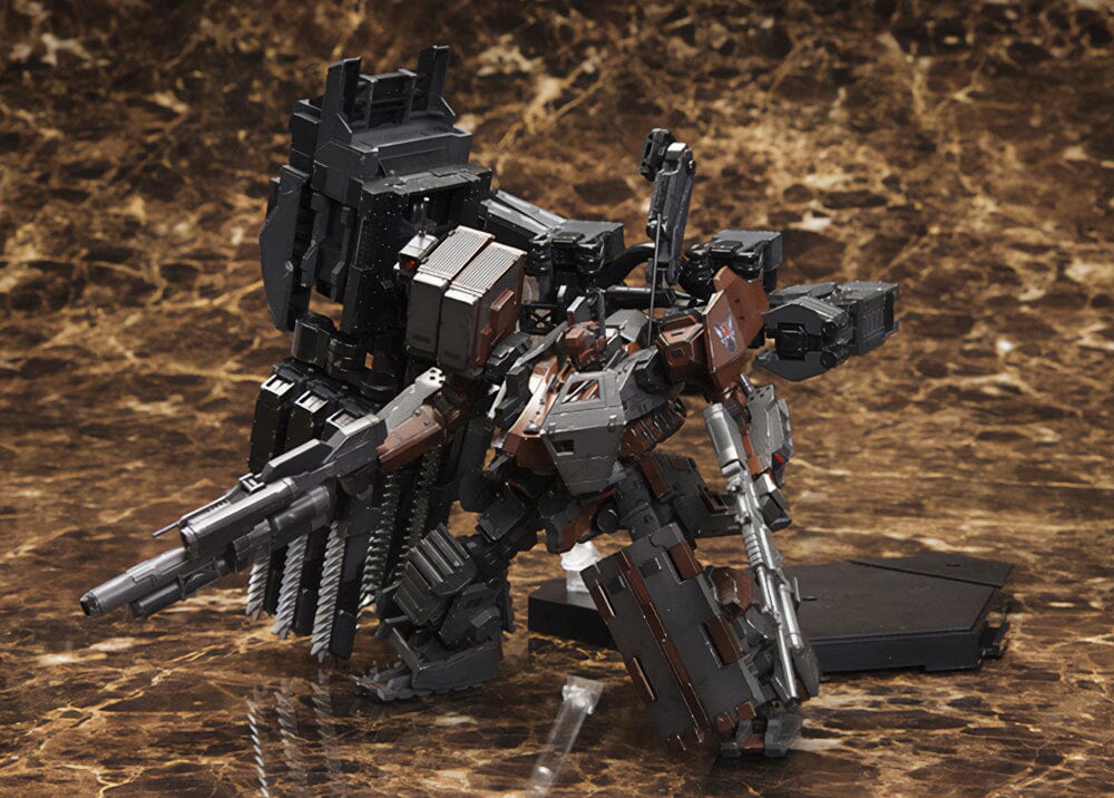 Armored Core V Variable Infinity UCR-10/A Vengeance Model Kit (Reissue) - Image 9