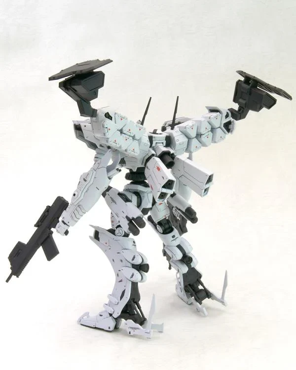 Armored Core Variable Infinity Lineark White Glint & V.O.B. 1/72 Scale Model Kit Set - Image 14