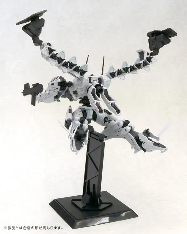 Armored Core Variable Infinity Lineark White Glint & V.O.B. 1/72 Scale Model Kit Set - Image 15