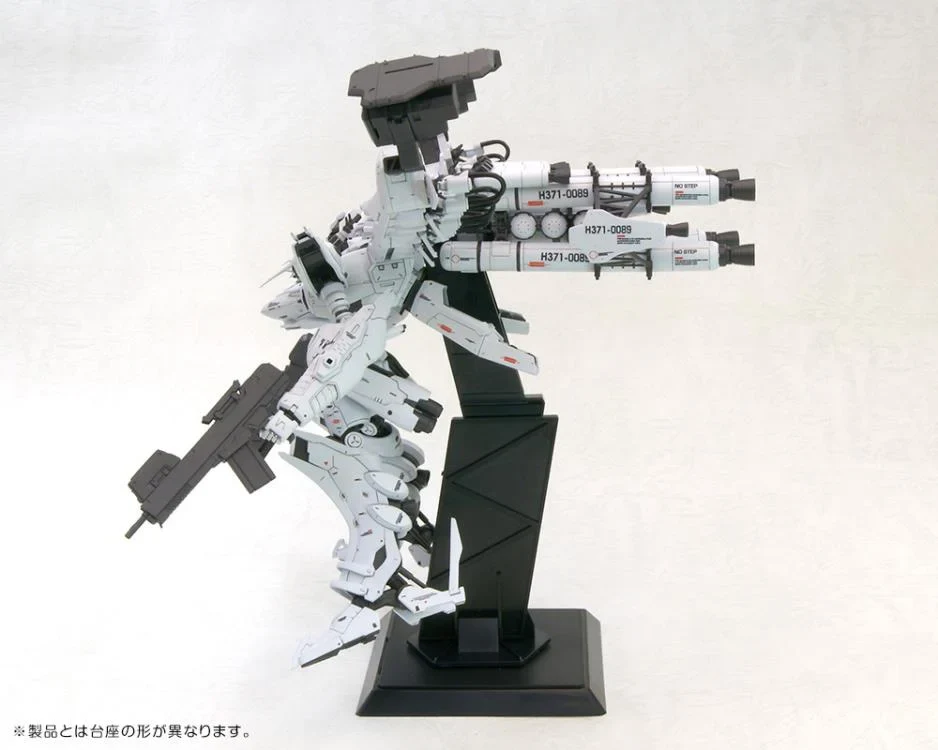 Armored Core Variable Infinity Lineark White Glint & V.O.B. 1/72 Scale Model Kit Set - Image 8