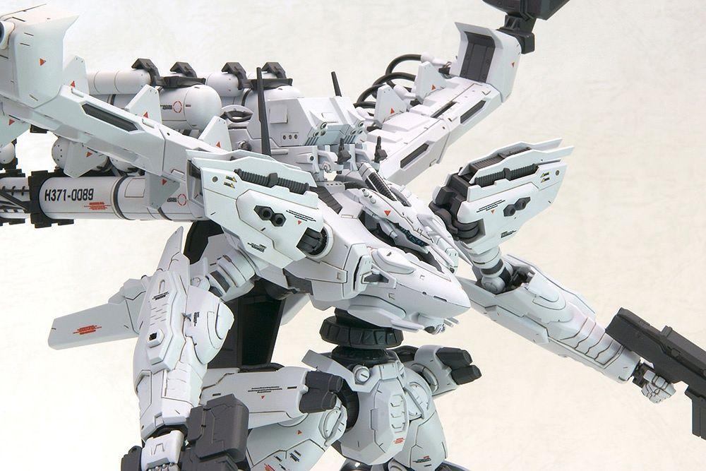 Armored Core Variable Infinity White Glint & V.O.B. Model Kit Set - Image 10