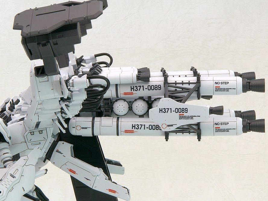 Armored Core Variable Infinity White Glint & V.O.B. Model Kit Set - Image 5
