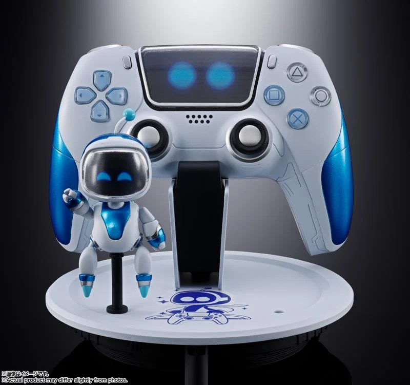 Astro Bot Chogokin Astro Bot & Dual Speeder - Image 2