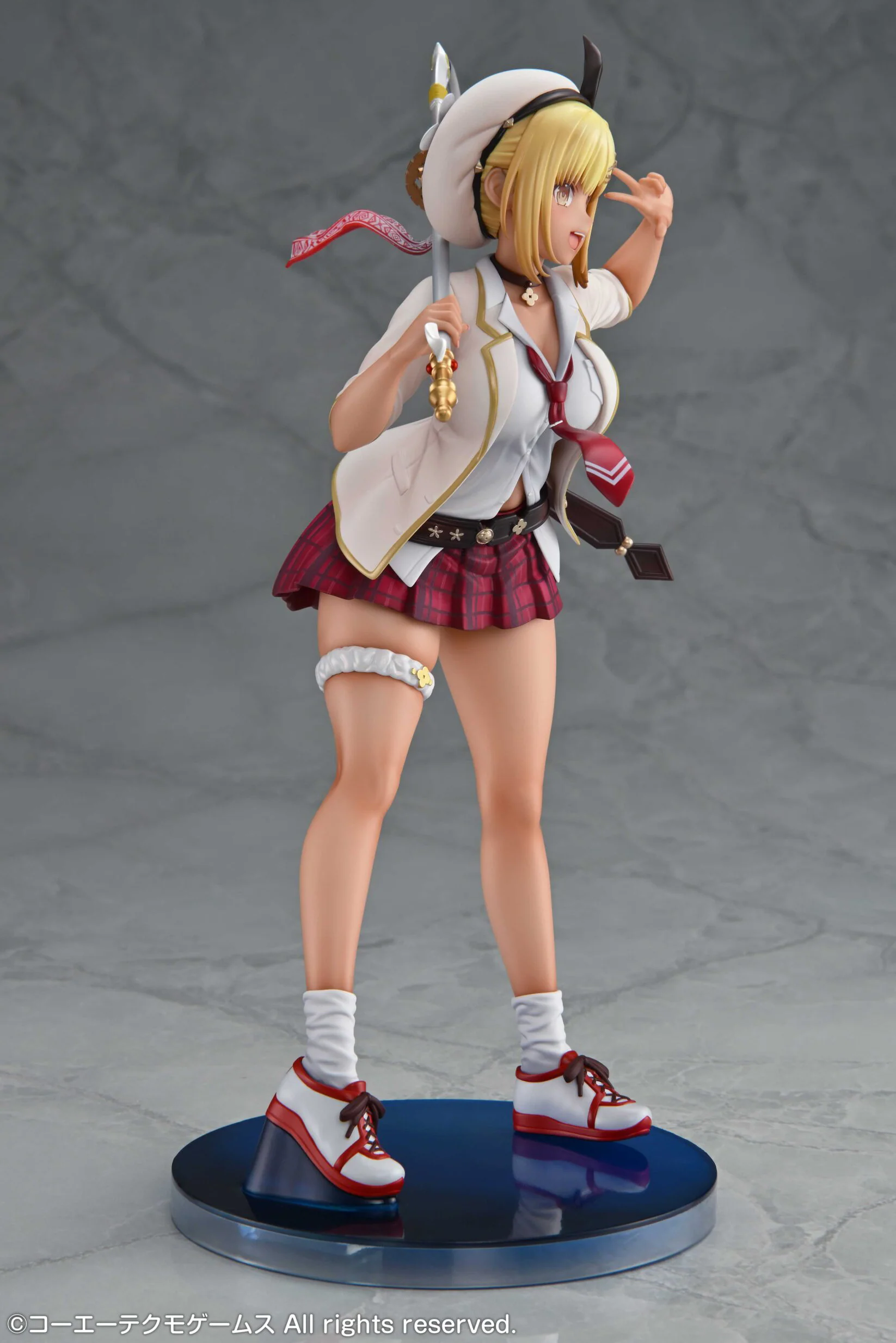 Atelier Resleriana Forgotten Alchemy and the Polar Night Liberator Ryza (Resleriana Academy Ver.) 1/7 Scale Figure - Image 4